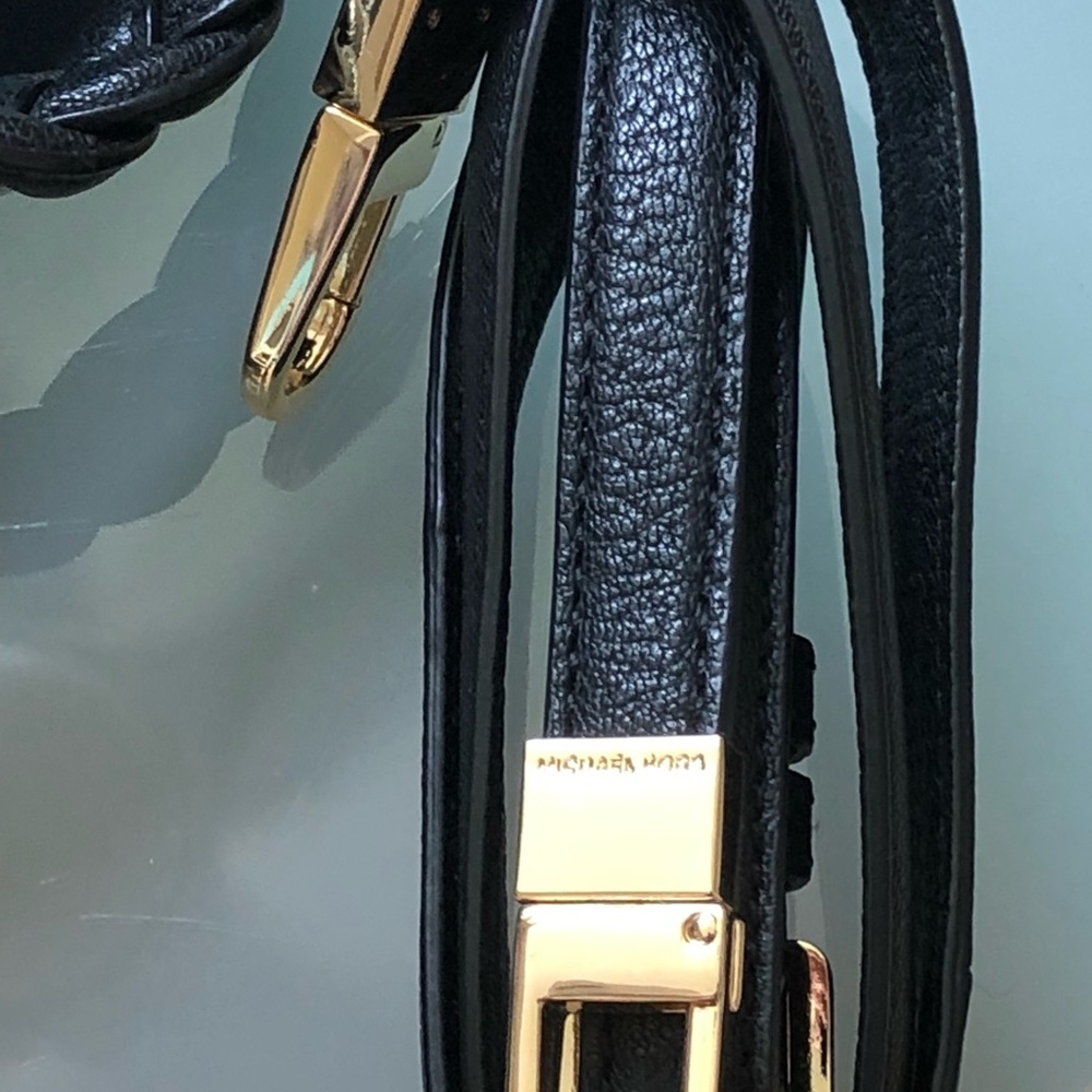 Michael Kors leather shoulder handbag crossbody - Picture 3 of 6